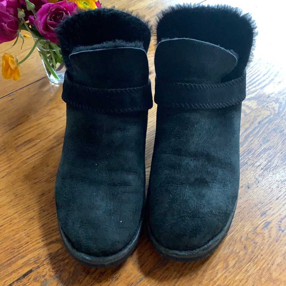 Ugg - McKay Ankle Shear Shooties